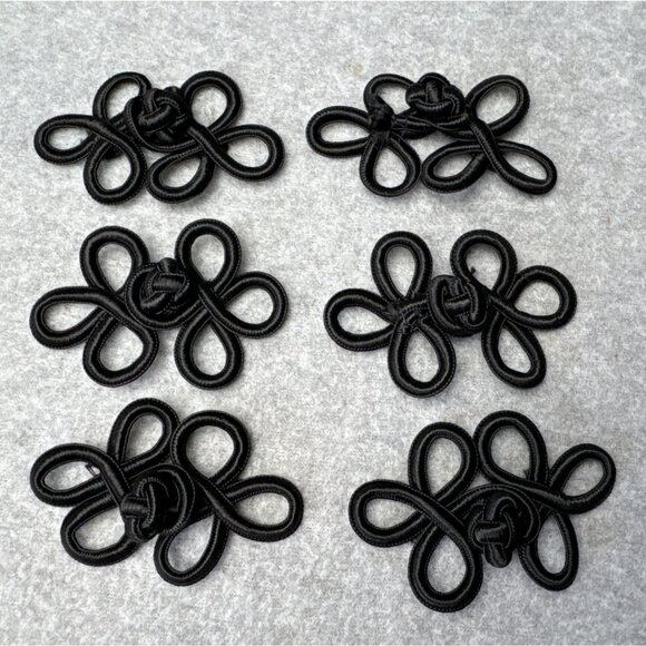 Black Frog Closure Set 6 Decorative Knot Fasteners Sewing Crafting - Picture 1 of 11